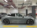 Электромобиль Zeekr 001 YOU 100 kWh AWD, вид сбоку, правая сторона