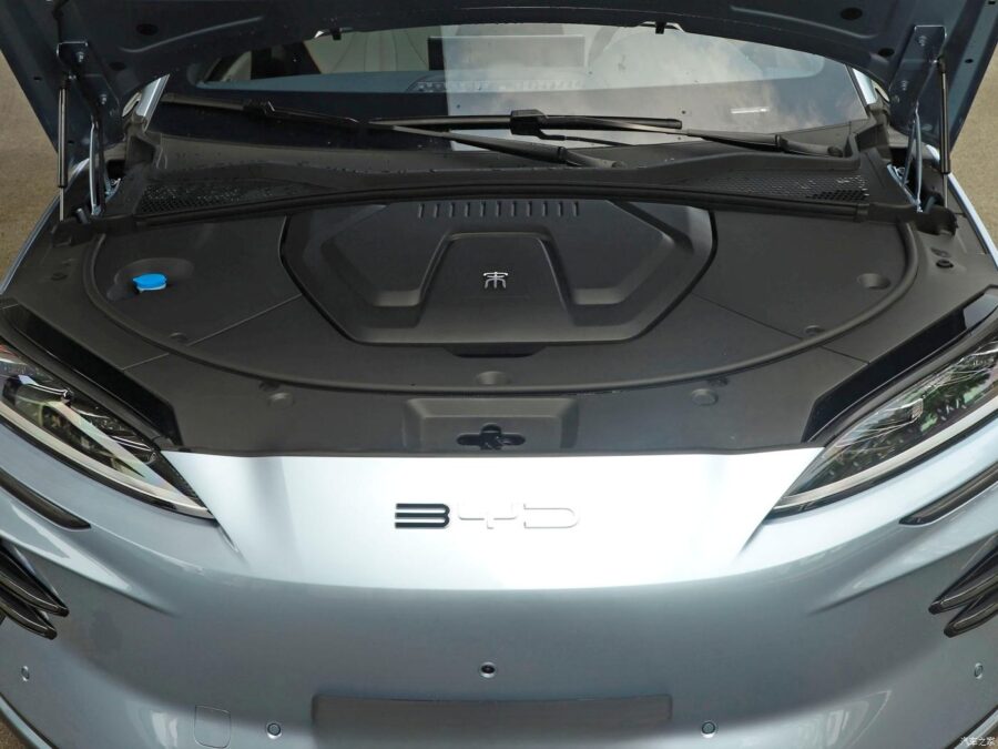 BYD Song PLUS EV, капот