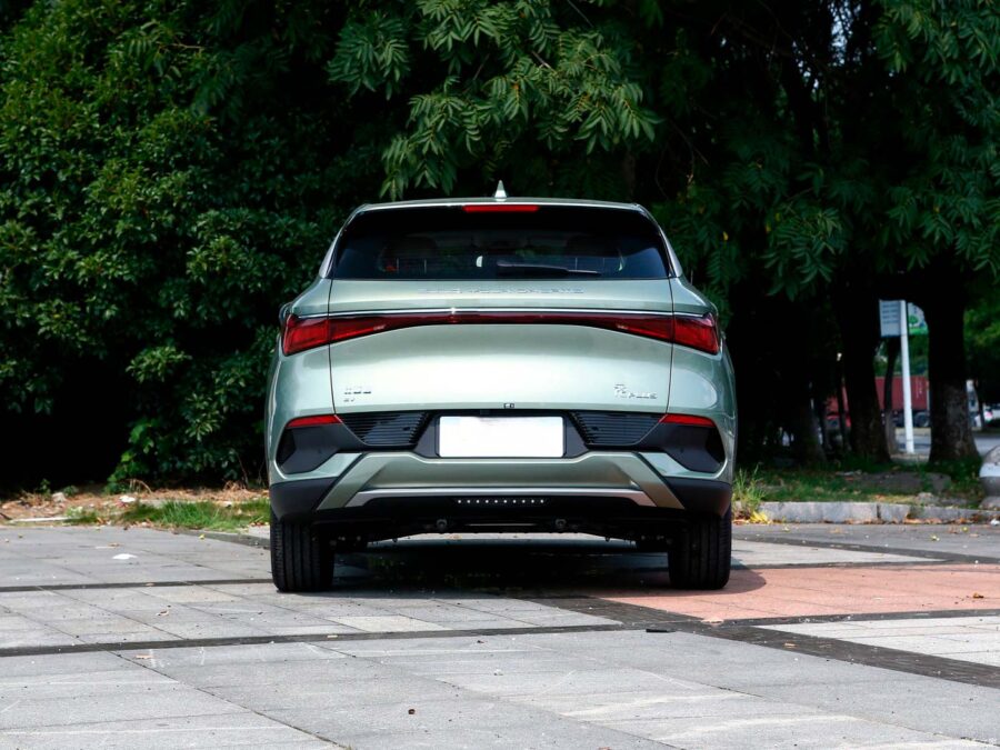 Электромобиль BYD Yuan Plus 510 KM Flagship, вид сзади