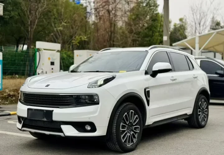 Lynk & Co 01 PHEV с пробегом 62798 км