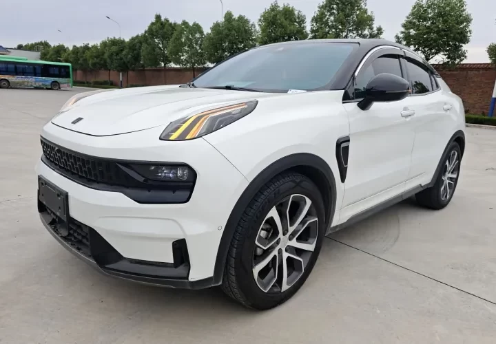 Lynk & Co 05 с пробегом 93520 км