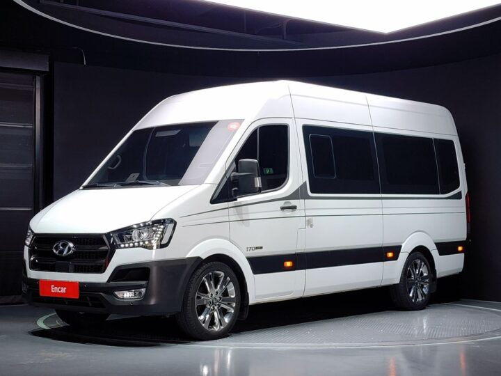 Hyundai Solati 15-Seater, 2022 ENCAR40205735