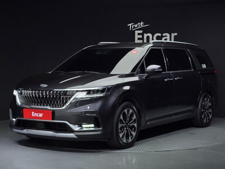 Carnival 4Th Generation 9 -Seater Noblesse KNANC81BBMS047981