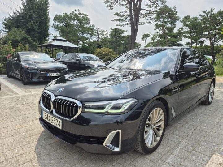BMW 5Er 520I Luxury, 2022 ENCAR40369742