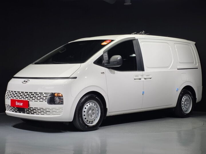 Hyundai Staria Cargo 3-Seater, 2021 ENCAR40402313