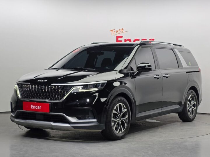 Carnival 4Th Generation 9 -Seater Prestige ENCAR40399526