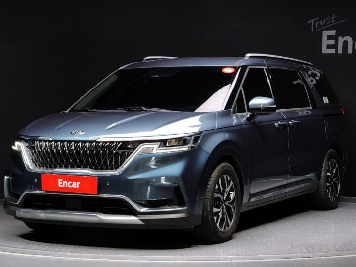 Carnival 4Th Generation 9 -Seater Signature ENCAR40418450